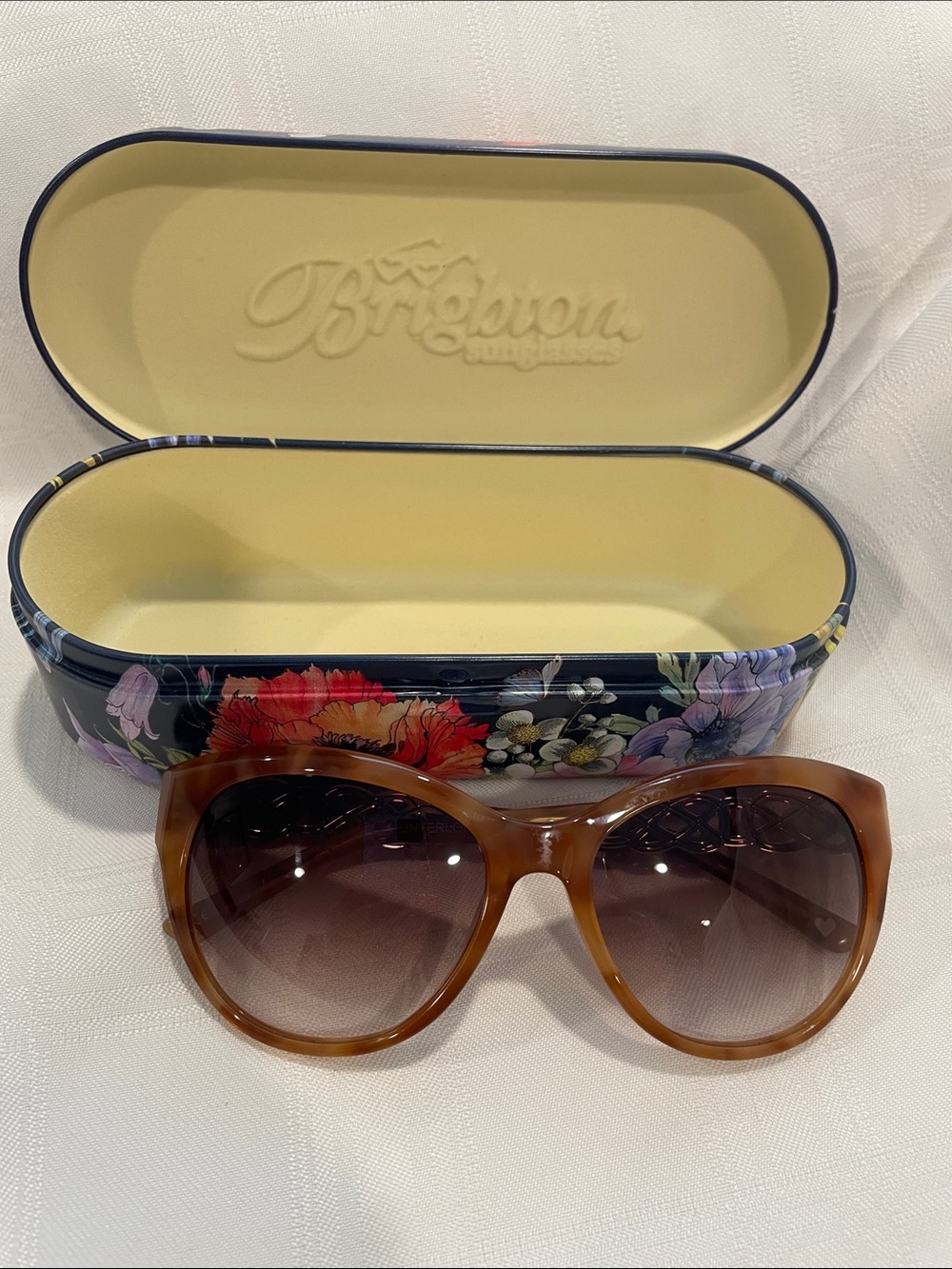 Brighton Women's Amber Brown Gradient Cat-Eye Sunglasses with Floral Case